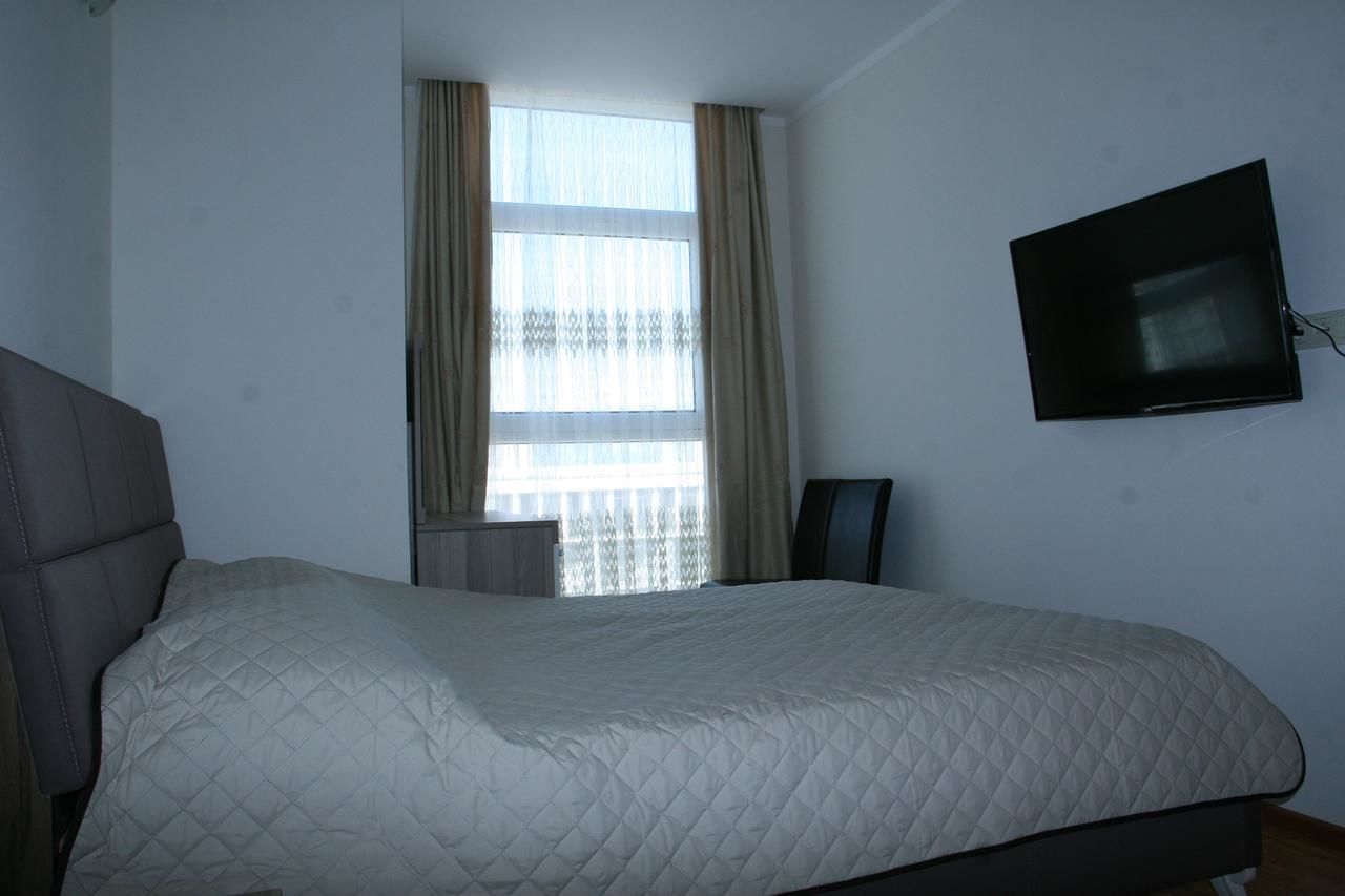 Апарт-отели Apart Hotel Orbi Towers Батуми-29